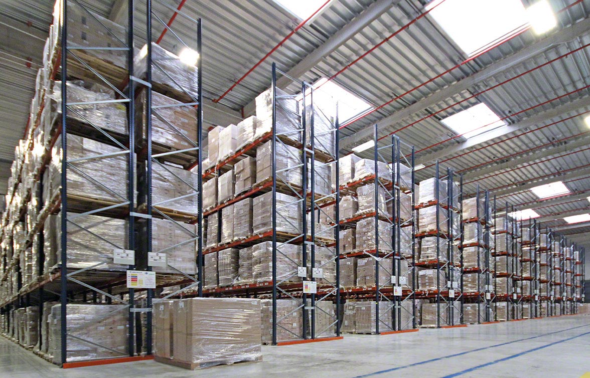 Block stacking definition and warehouse applications
