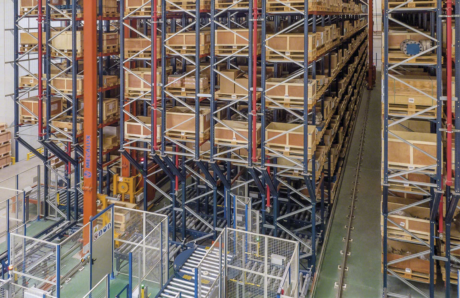 Stacker cranes can operate with double-deep racking