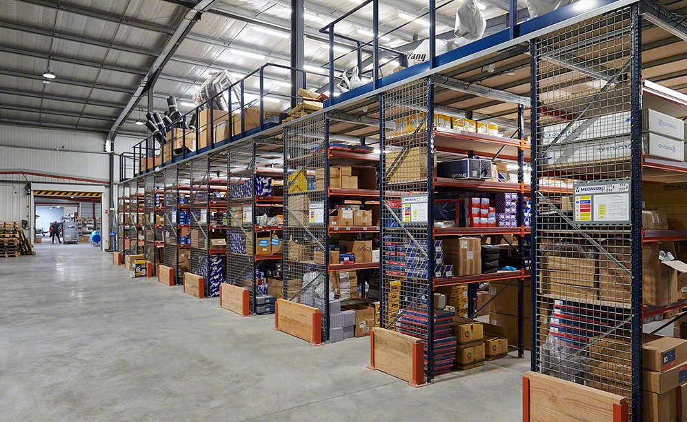 An e-commerce warehouse for spare parts for cars