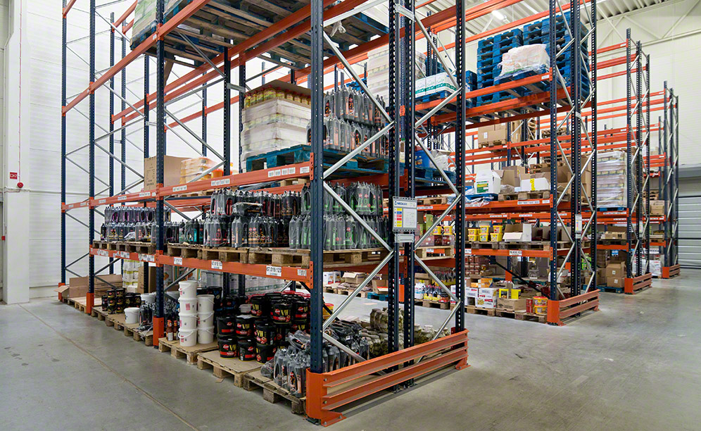 The warehouse offers storage capacity for 4,407 pallets