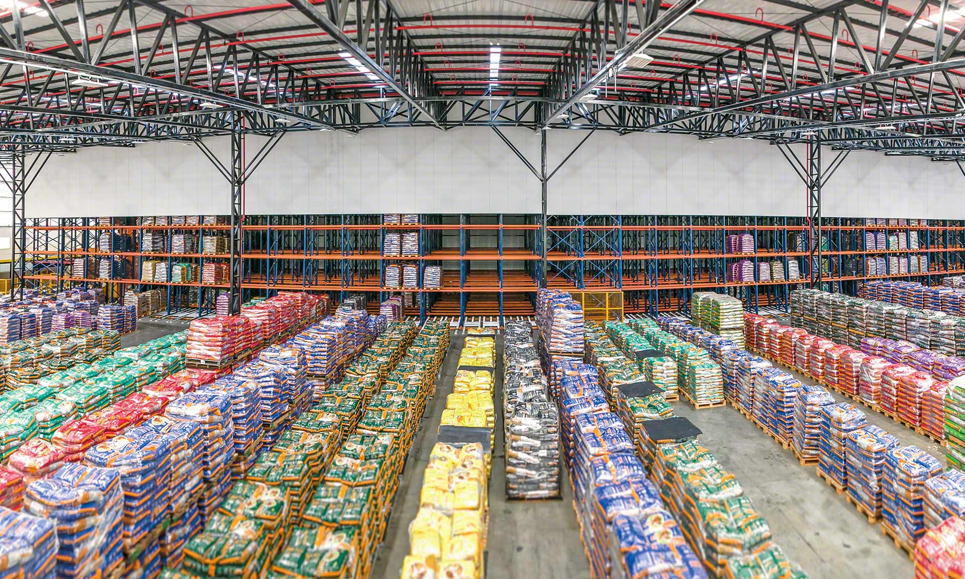 Bottlenecks slow down production processes, prolong lead times and reduce productivity Bottlenecks slow down production processes, prolong lead times and reduce productivity